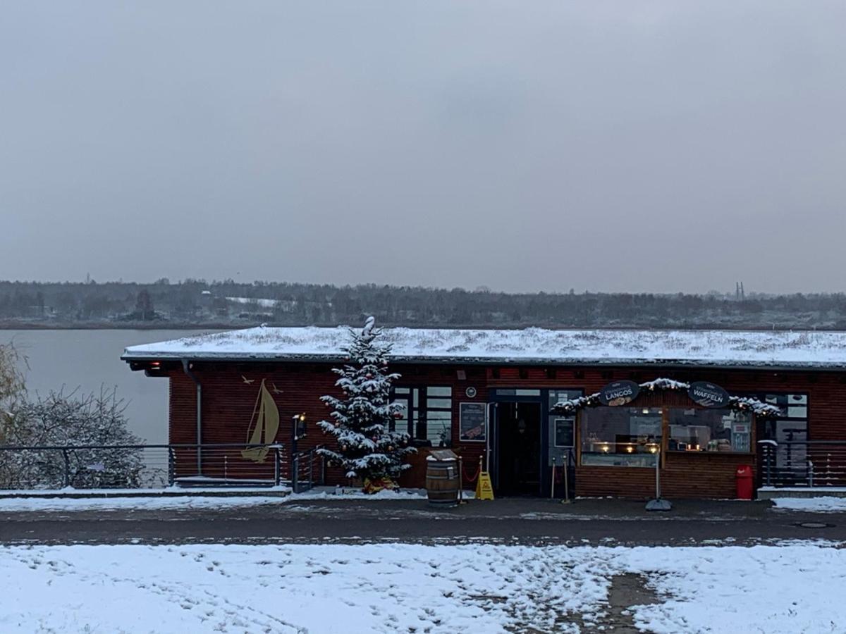 Pool & Lake Holiday Home Марклеберг Екстериор снимка